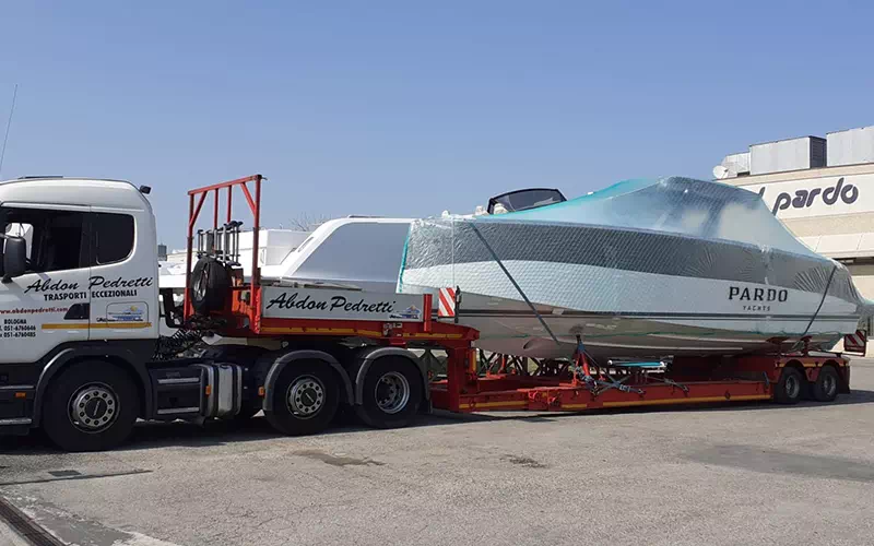Trasporti-nautici-imbarcazioni-a-motore