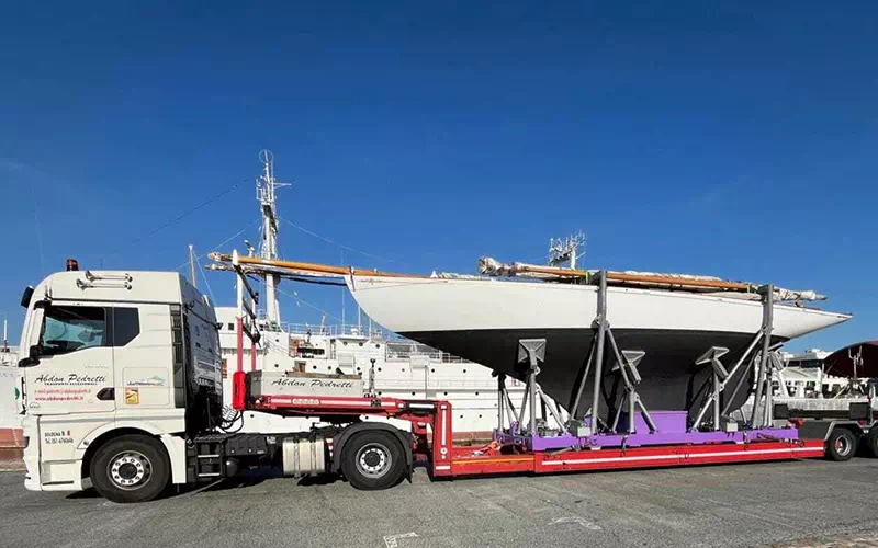 Trasporto-imbarcazioni-via-mare